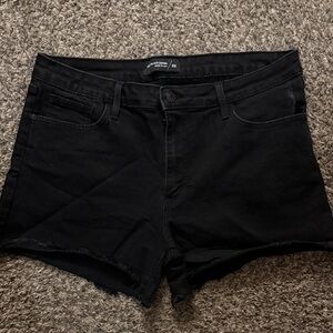 Universal Thread Women's Dark Denim Shorts